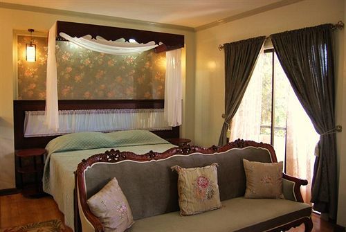 Davao Eagle Ridge Resort Bagian luar foto